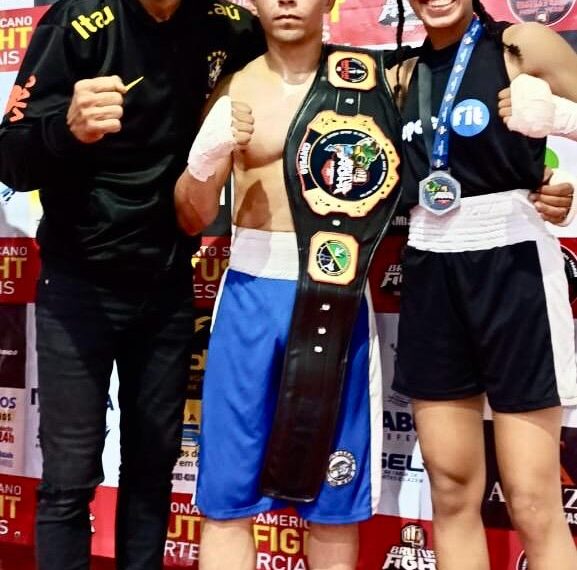 Atletas de Nova Viçosa Conquistam o Cinturão no Campeonato Sulamericano Brutus Fight