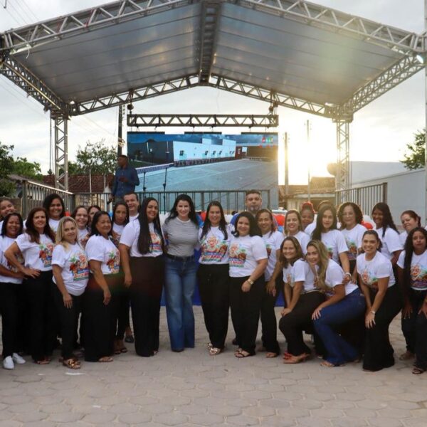 Prefeitura de Nova Viçosa entrega&hellip;